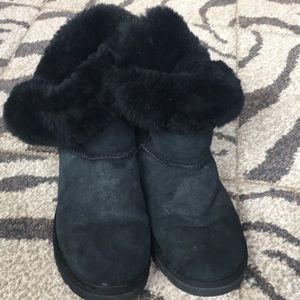 Black Uggs